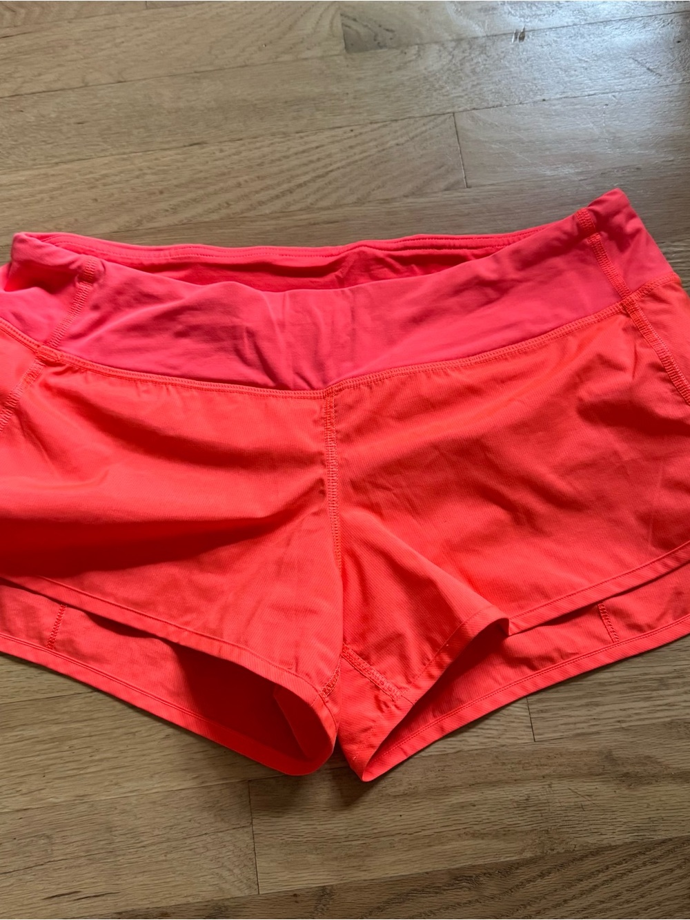 Lululemon Speed Shorts Women’s Size 8 Bright Orange Running Athletic Zip Pocket